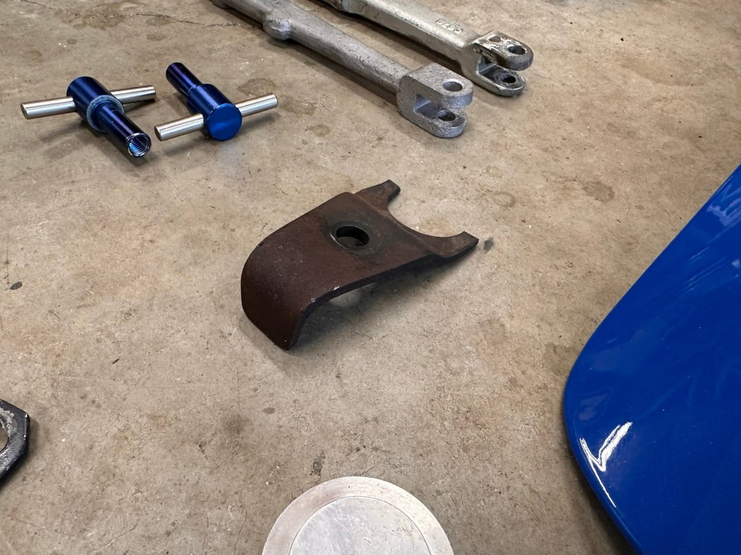 A+ Distributor Retainer - Used - Classic Mini DIY