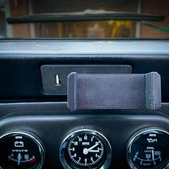 Ashtray Phone Holder with USB - Classic Mini DIY