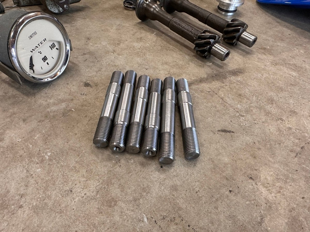 Cooper S ARP Main Cap Studs - Classic Mini DIY