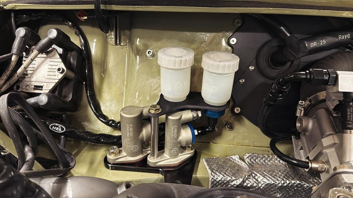 Anodized AP Racing Master Cylinder Reservoir Bracket - Classic Mini DIY