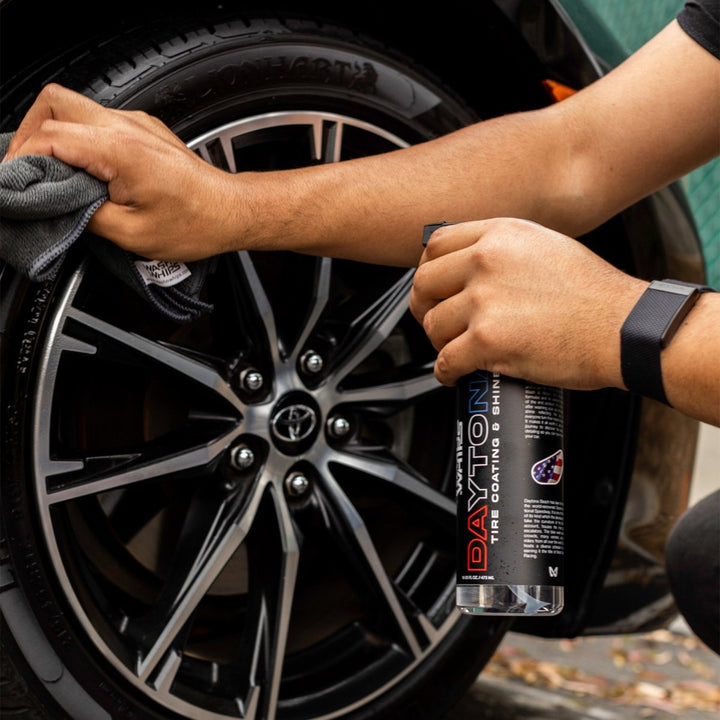 WASH&WHIPS Quick Detailing Pro Kit for Auto Detailing - 16 - Piece Complete Car Care Set - Classic Mini DIY